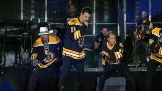 NKOTBSB Fenway Park 2011 -  Don't Turn Out The Lights