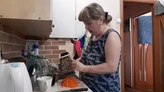 Быстрый Вкусный 😋Ужин , Мукбанг,  Любашкины Посиделки на Кухне.Фамилию сказала не верно .