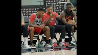 Dame coaching up Dennis Smith Jr. in Blazers practice. (