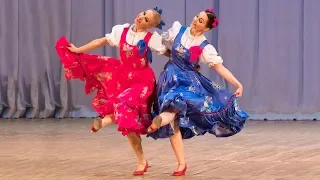 Russian dance "Polyanka". Igor Moiseyev Ballet