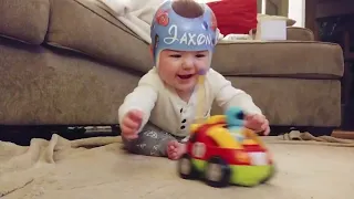 Try Not to Laugh - 10 Minutes of Funniest Baby Moments