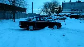 BMW E34 525ix on snow