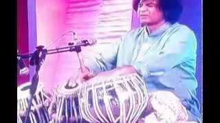 Bengal Foundation Classical Music Fest. 2015 Tabla Solo by Ustad Zakir Hossain Part1