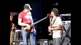 SMV Thunder Tour_Battles of Bass between Stanley Clarke & Victor Wooten.flv