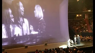 Adele talks to the crowd, brings two fans up on stage & talks Nandos, Wash. DC (Oct. 11, 2016)