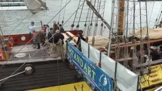 Armada 2013 à Rouen. 48 voiliers et bateaux. Sonore et en HD 1080....