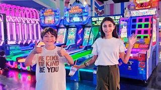 Dubai Mall Arcade: A Thrilling Experience with Heidi and Zidane