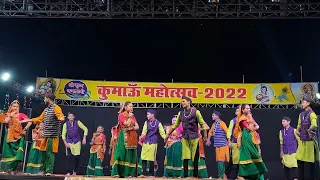 Labra Chori - Stage Dance Performance in Superhit Garhwali Song