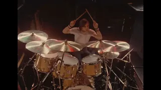 Hells bells (Phil rudd isolated drums)