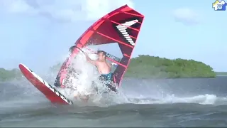 Windsurfing Freestyle // Bonaire // Marc Pesman //