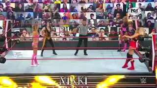 Nikki Cross Vs Lacey Evans Vs Peyton Royce Vs Lana - WWE Raw 26/10/2020 (En Español)