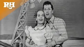 Gordon MacRae & Florence Henderson Perform "People Will Say We're In Love" | General Foods Special