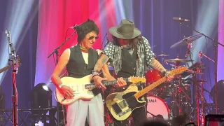 Johnny Depp & Jeff Beck “Rumble” LIVE in Louisville, KY October 2022 Link Wray Cover Show Opener