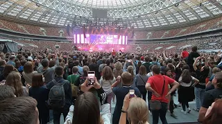 Muse - Algorithm (AR) + Pressure. Moscow 15.06.2019