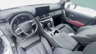 Комфортные сиденья с подвеской на Toyota Land Cruiser 300