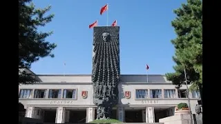 Haluk Levent ve Kızılordu Korosundan  Harbiye Marşı