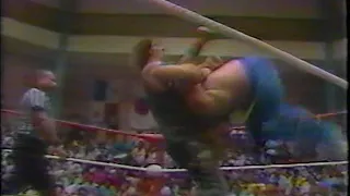WWC Mike Davis & Tommy Lane (R&R RPM'S) vs Ron & Chicky Starr 1987