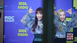 190306 아이돌라디오 이달의 소녀 (LOONA) 츄(Chuu) 'SIGNAL + 고맙다 + MOVIE'