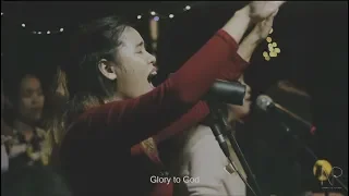 Oh Come All Ye Faithful (Live)