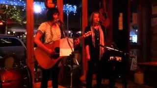 Peta Edmonds & Abigail Dougherty | Eagle | Live at a Ponsonby Cafe