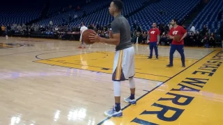 Stephen curry (dominando el balon)