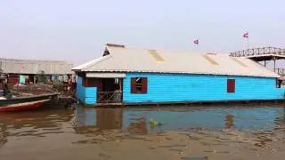 Riding on the Roof of Siem Reap to Phnom Penh Speedboat