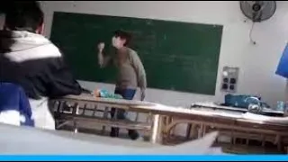 El video viral de una docente que increpa a un alumno por cuestionar al kirchnerismo