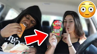 PUTTING THE WORLDS HOTTEST CHIP IN MY BOYFRIENDS FOOD!!!