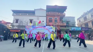 Lk: Quê tôi- Em là nhất miền tây - clb zumba Đồng Hương   - zumba cover