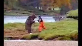 John West Salmon "Bear Fight" ad