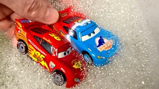 Disney Pixar Cars in Water: Liability, Red, Mater, Cruz, Sally, Fillmore, Lightning McQueen, Tractor