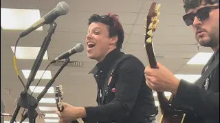 Yungblud - Tissues (Live) @ Zia Records - Tempe, Arizona 9/5/22