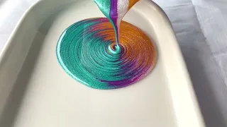 Silicone Split Cup Demo Using Epoxy Resin - Fluid Art Supplies