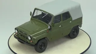 UAZ 469 Premium ClassiXXs 1:18