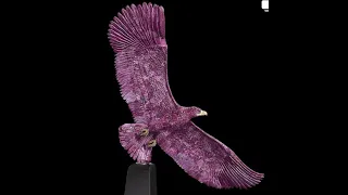 Орел из цельного "РУБИНА", с размахом крыльев 1 метр