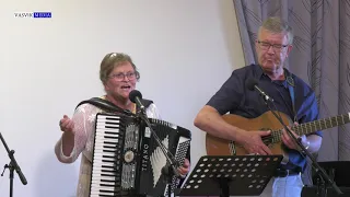 (3778) Torunn og Yngvar Smerud Hansen: Snart så brister skyene