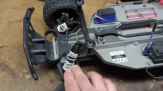 Traxxas Slash 2WD Suspension Tuning.