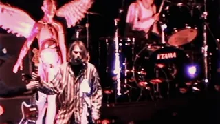 Kurt Cobain Breaks a String During In Bloom (Live in Oakland, 1993; Kurt Breaks a String) [HD]