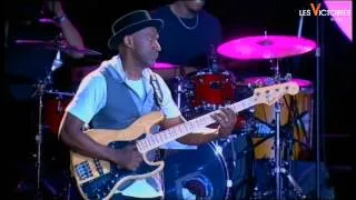 Don't let me be lonely tonight (J. Taylor) - George Benson & Marcus Miller - Victoires du Jazz 2010