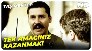 Taş Mektep | Tevfik Yüzbaşı, Öğrencilere Eğitim Veriyor | Türk Filmi