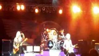 REO Speedwagon - Don't Let Him Go (live April 16, 2011 Arizona)