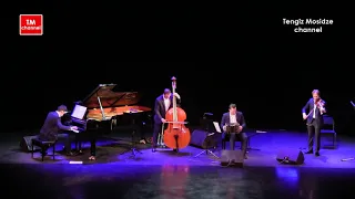 Tango "El huracan" plays "Solo Tango Orquesta". Танго "Ураган".  Оркестр "Solo Tango Orquesta".