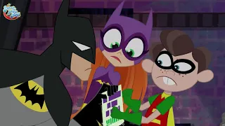 Batgirl vs. Robin - DC Superhero Girls