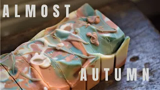 SOAPING ALMOST AUTUMN FRAGRANCE OIL FROM NATURES GARDEN | Soapmaking with the ice method