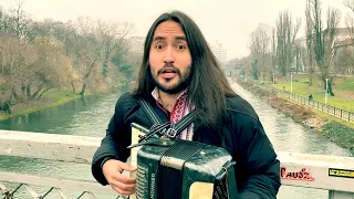 Rare humorous Ukrainian folk song performed by a Colombian guy