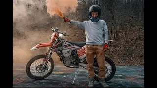 Dirtbikes in abandoned town! ( centralia pa ) graffiti highway