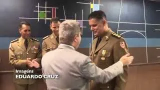 Anastasia entrega Medalha do Mérito Militar ao chefe do Gabinete Militar