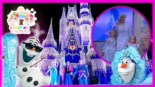 ❄️🎭 Apresentação da Frozen na Disney