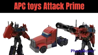 Talk a-Bot review 012: Oh a very special figure indeed (APC toys Attack Prime)