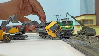 Truck hits by Indian Model train ● Ho scale train WAG-9 Hit Volvo construction truck